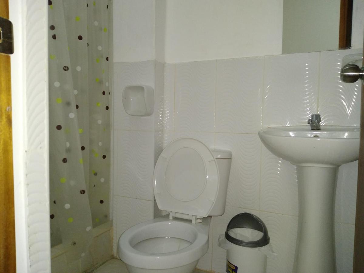 Bachig Hospedaje Moyobamba Buitenkant foto